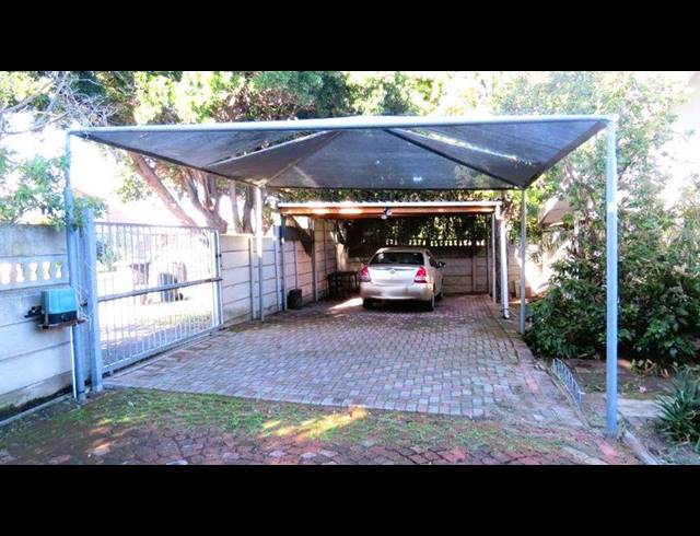 4 BEDROOM HOUSE FOR SALE IN OOSTERSEE